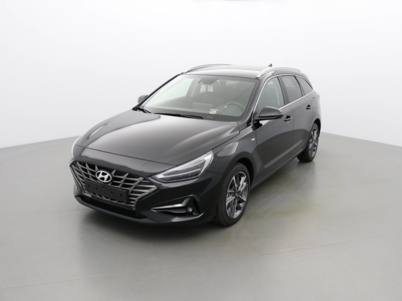 Hyundai i30 WAGON PREMIUM ESSENCE NOIR PHANTOM Occasion à vendre