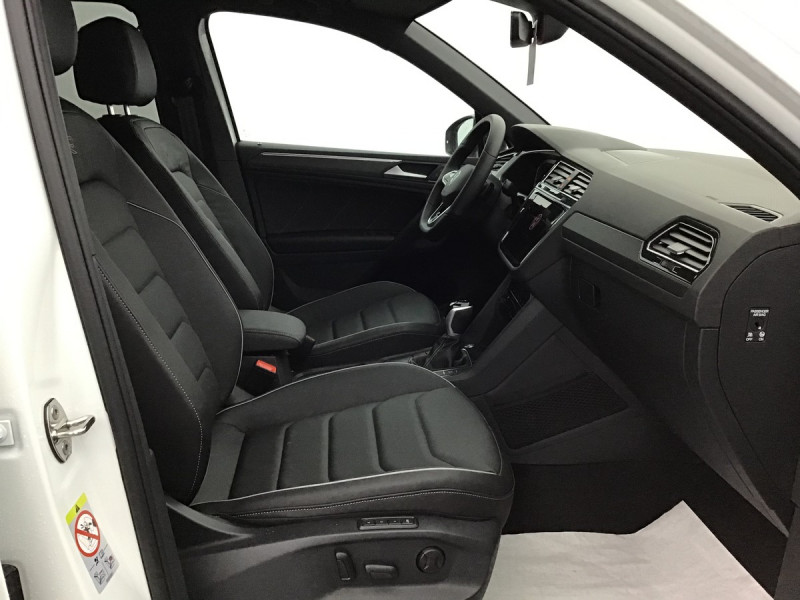 Photo 6 de l'offre de VOLKSWAGEN TIGUAN 2 PHASE 2 R-LINE à 52426€ chez Actuel Auto Import