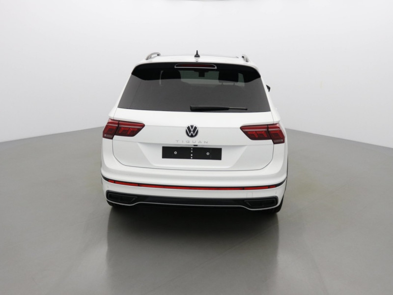 Photo 5 de l'offre de VOLKSWAGEN TIGUAN 2 PHASE 2 R-LINE à 52426€ chez Actuel Auto Import