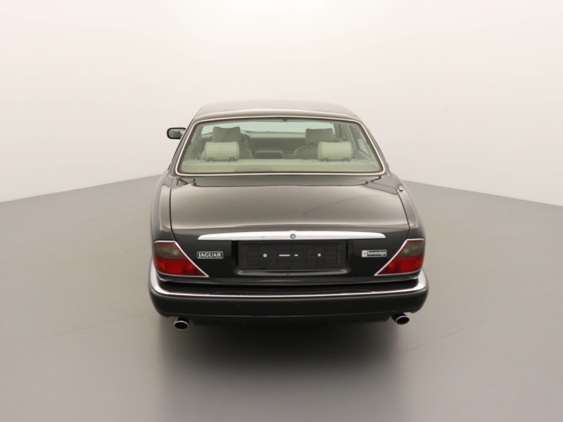 Photo 5 de l'offre de JAGUAR XJ6 Sovereign à 39675€ chez Actuel Auto Import