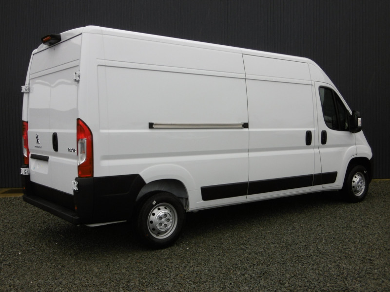 Photo 2 de l'offre de PEUGEOT BOXER FOURGON TOLE L3H2 VAN à 38402€ chez Actuel Auto Import