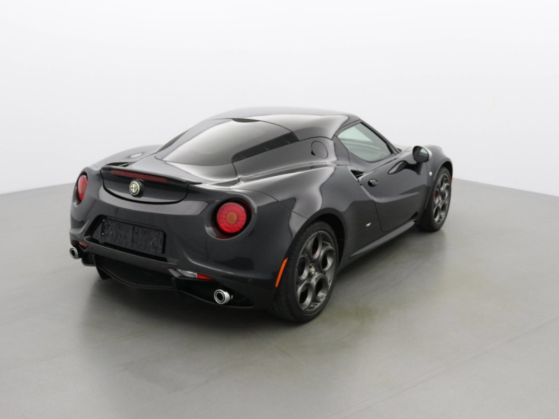 Photo 2 de l'offre de ALFA ROMEO 4C COUPE à 75894€ chez Actuel Auto Import