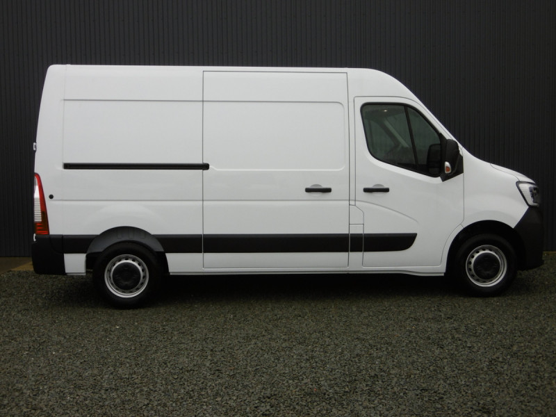 Photo 3 de l'offre de RENAULT MASTER 3 PHASE 3 L2H2  CONFORT à 37020€ chez Actuel Auto Import