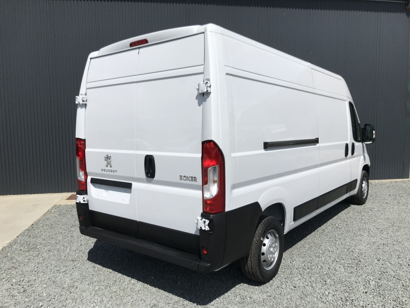 Photo 2 de l'offre de PEUGEOT BOXER FOURGON TOLE L3H2 VAN à 38256€ chez Actuel Auto Import