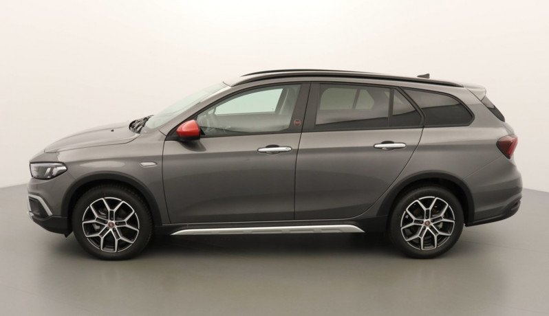 Photo 4 de l'offre de FIAT TIPO SW CROSS RED à 27216€ chez Actuel Auto Import