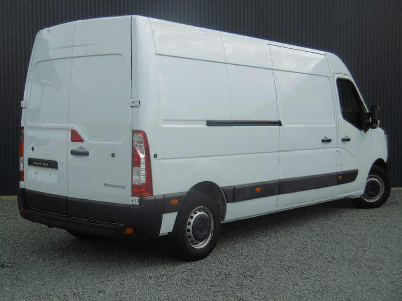 Photo 2 de l'offre de RENAULT MASTER 3 PHASE 3 L3H2 GRAND CONFORT à 28548€ chez Actuel Auto Import