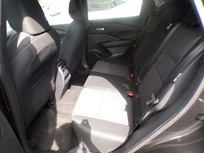 Photo 6 de l'offre de NISSAN QASHQAI 1.3 MILD HYBRID 158CH N-CONNECTA XTRONIC à 24990€ chez Mézière Automobiles