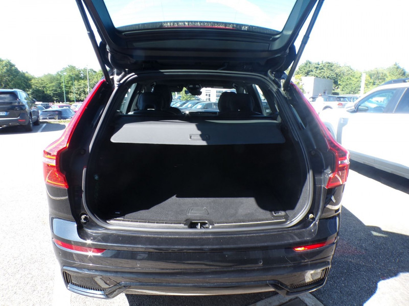 Photo 5 de l'offre de VOLVO XC60 B4 ADBLUE 197CH R-DESIGN GEARTRONIC à 40990€ chez Mézière Automobiles