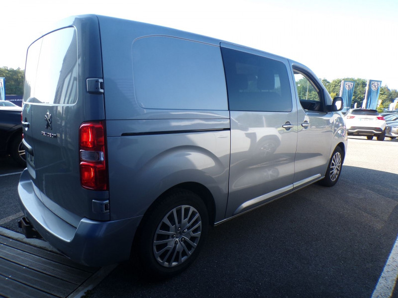 Photo 3 de l'offre de PEUGEOT EXPERT FG M 2.0 BLUEHDI 145CH S&S CABINE APPROFONDIE FIXE PACK ASPHALT à 30990€ chez Mézière Automobiles