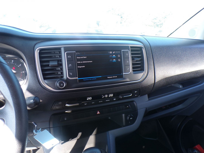Photo 9 de l'offre de PEUGEOT EXPERT FG M 2.0 BLUEHDI 145CH S&S CABINE APPROFONDIE FIXE PACK ASPHALT à 30990€ chez Mézière Automobiles