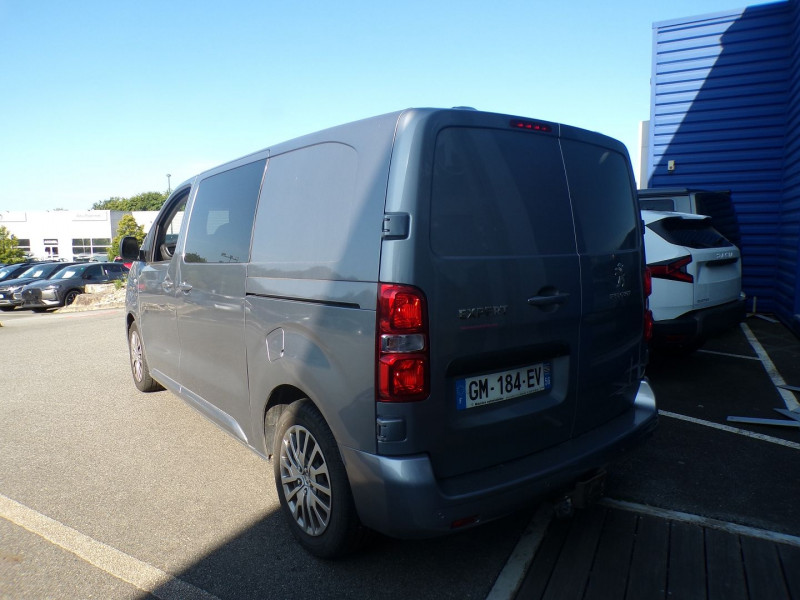 Photo 4 de l'offre de PEUGEOT EXPERT FG M 2.0 BLUEHDI 145CH S&S CABINE APPROFONDIE FIXE PACK ASPHALT à 30990€ chez Mézière Automobiles