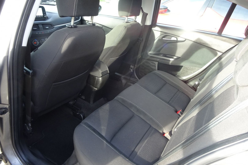 Photo 6 de l'offre de FIAT TIPO 1.4 95CH MIRROR MY19 5P à 12990€ chez Mézière Automobiles