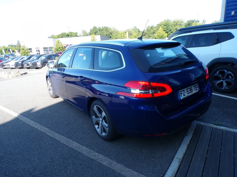 Photo 4 de l'offre de PEUGEOT 308 SW 1.2 PURETECH 130CH E6.C S&S ALLURE 6CV à 14990€ chez Mézière Automobiles