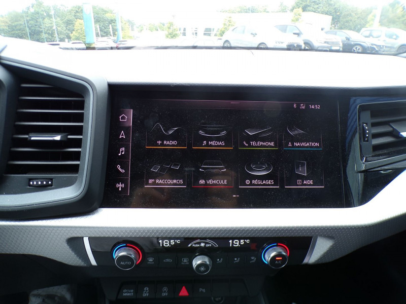 Photo 11 de l'offre de AUDI A1 SPORTBACK 40 TFSI 200CH S LINE S TRONIC 6 à 23990€ chez Mézière Automobiles