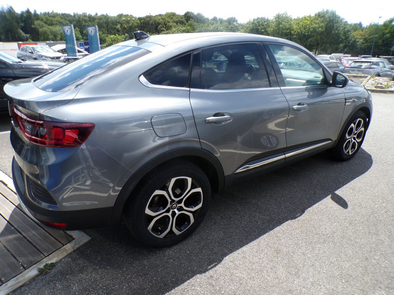 Photo 3 de l'offre de RENAULT ARKANA 1.3 TCE 140CH FAP INTENS EDC -21B à 21990€ chez Mézière Automobiles