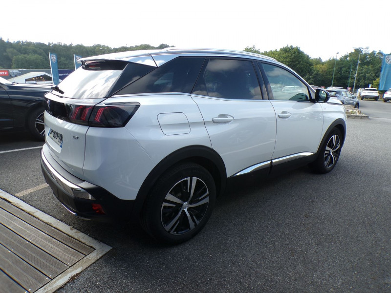 Photo 3 de l'offre de PEUGEOT 3008 1.5 BLUEHDI 130CH S&S GT EAT8 à 26490€ chez Mézière Automobiles