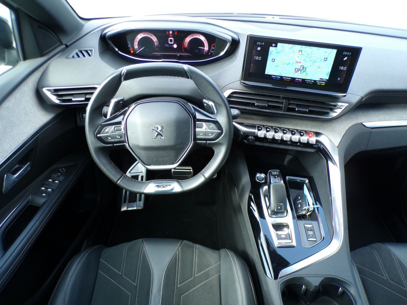 Photo 8 de l'offre de PEUGEOT 3008 1.5 BLUEHDI 130CH S&S GT EAT8 à 26490€ chez Mézière Automobiles