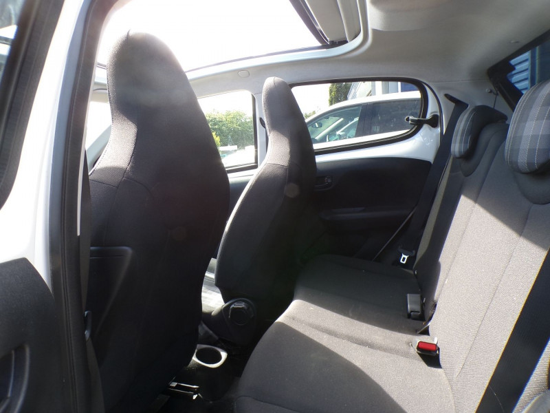Photo 6 de l'offre de PEUGEOT 108 1.0 VTI STYLE TOP 5P à 10990€ chez Mézière Automobiles