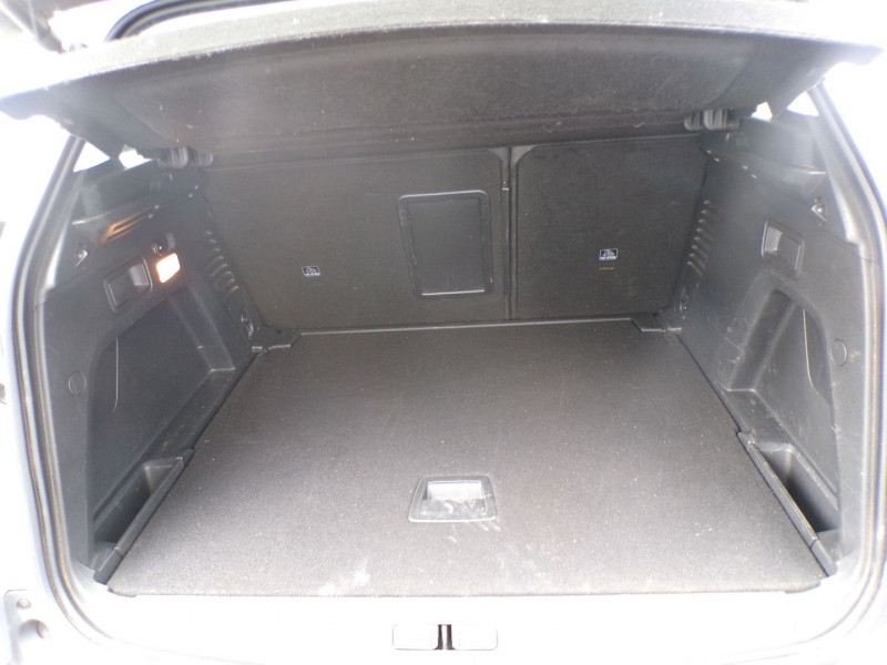 Photo 5 de l'offre de PEUGEOT 3008 1.6 BLUEHDI 120CH ACTIVE BUSINESS S&S EAT6 à 14990€ chez Mézière Automobiles