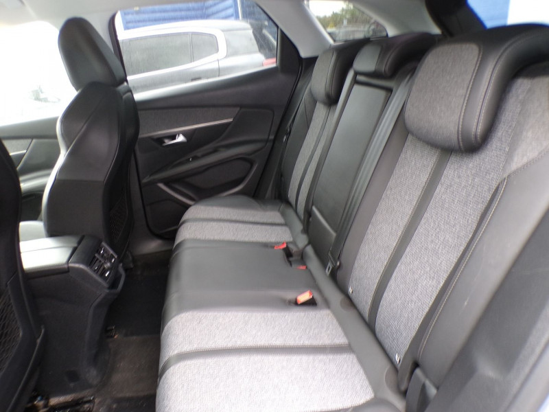 Photo 7 de l'offre de PEUGEOT 3008 1.6 BLUEHDI 120CH ACTIVE BUSINESS S&S EAT6 à 14990€ chez Mézière Automobiles