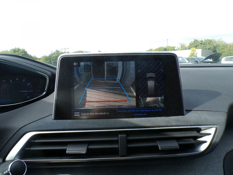 Photo 9 de l'offre de PEUGEOT 3008 1.2 PURETECH 130CH E6.C ALLURE S&S à 16990€ chez Mézière Automobiles