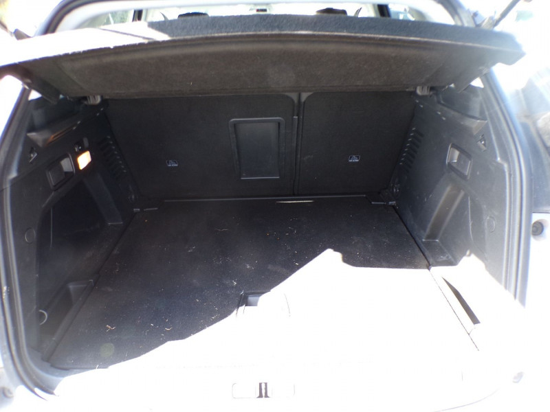 Photo 5 de l'offre de PEUGEOT 3008 1.5 BLUEHDI 130CH E6.C ALLURE S&S EAT8 à 17990€ chez Mézière Automobiles