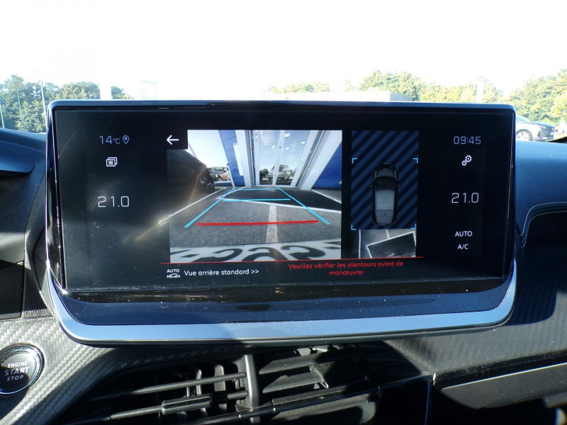 Photo 10 de l'offre de PEUGEOT 208 1.5 BLUEHDI 100CH S&S GT à 17990€ chez Mézière Automobiles