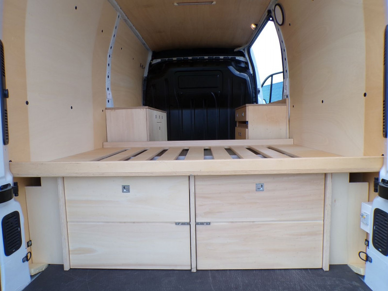 Photo 10 de l'offre de RENAULT MASTER III FG F3300 L2H2 2.3 DCI 130CH GRAND CONFORT EURO6 à 20990€ chez Mézière Automobiles