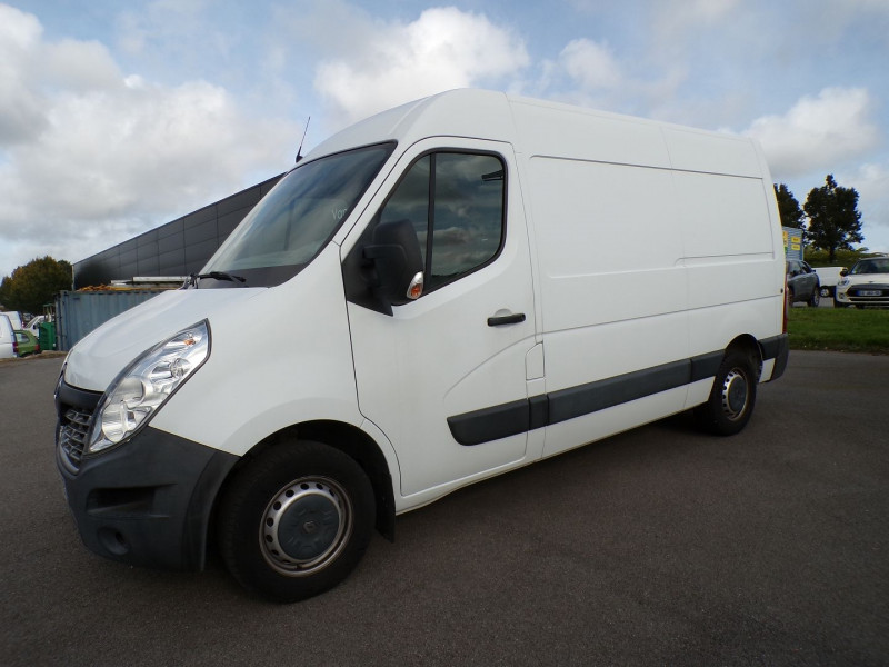 Photo 2 de l'offre de RENAULT MASTER III FG F3300 L2H2 2.3 DCI 130CH GRAND CONFORT EURO6 à 20990€ chez Mézière Automobiles