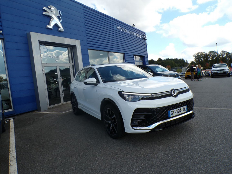 Photo 2 de l'offre de VOLKSWAGEN TIGUAN 2.0 TDI 150CH R-LINE DSG7 à 44990€ chez Mézière Automobiles