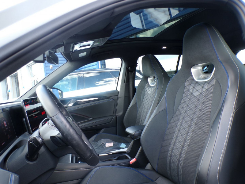 Photo 6 de l'offre de VOLKSWAGEN TIGUAN 2.0 TDI 150CH R-LINE DSG7 à 44990€ chez Mézière Automobiles