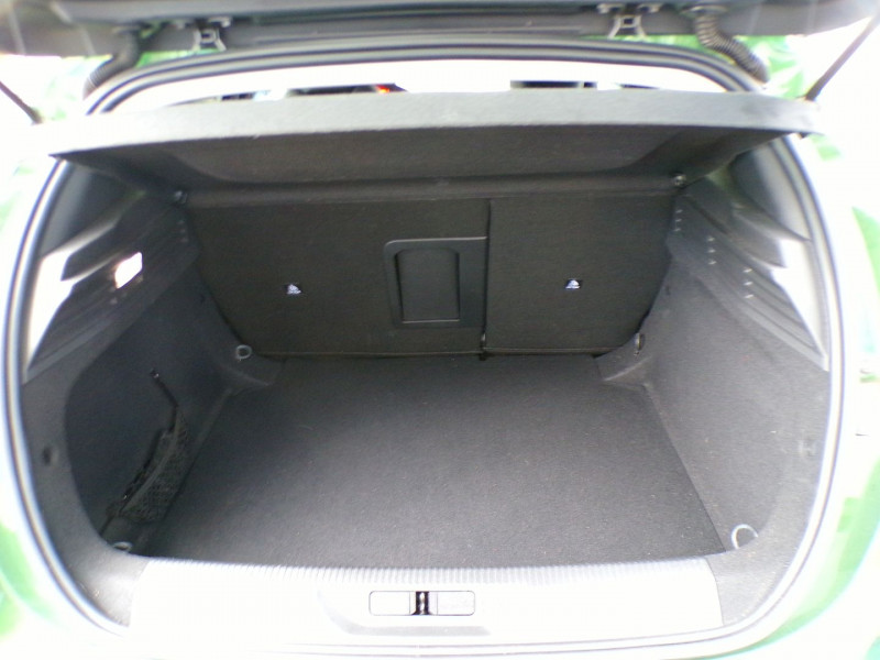 Photo 5 de l'offre de PEUGEOT 308 1.2 PURETECH 130CH S&S ALLURE PACK EAT8 à 23990€ chez Mézière Automobiles