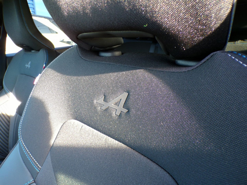 Photo 8 de l'offre de RENAULT SYMBIOZ 1.6 E-TECH FULL HYBRID 145CH ESPRIT ALPINE à 32990€ chez Mézière Automobiles