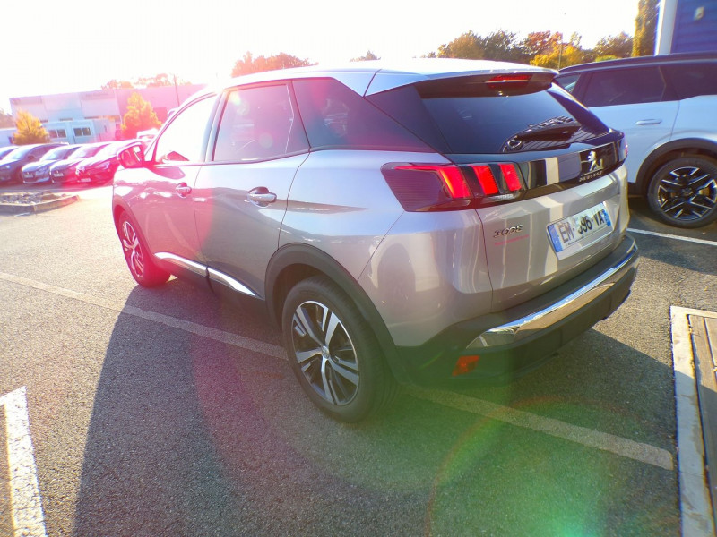 Photo 4 de l'offre de PEUGEOT 3008 1.6 BLUEHDI 120CH ALLURE S&S à 16990€ chez Mézière Automobiles
