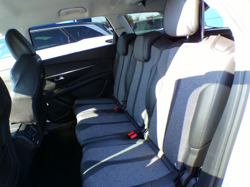 Photo 6 de l'offre de PEUGEOT 5008 1.5 BLUEHDI 130CH E6.C ALLURE S&S EAT8 à 22990€ chez Mézière Automobiles