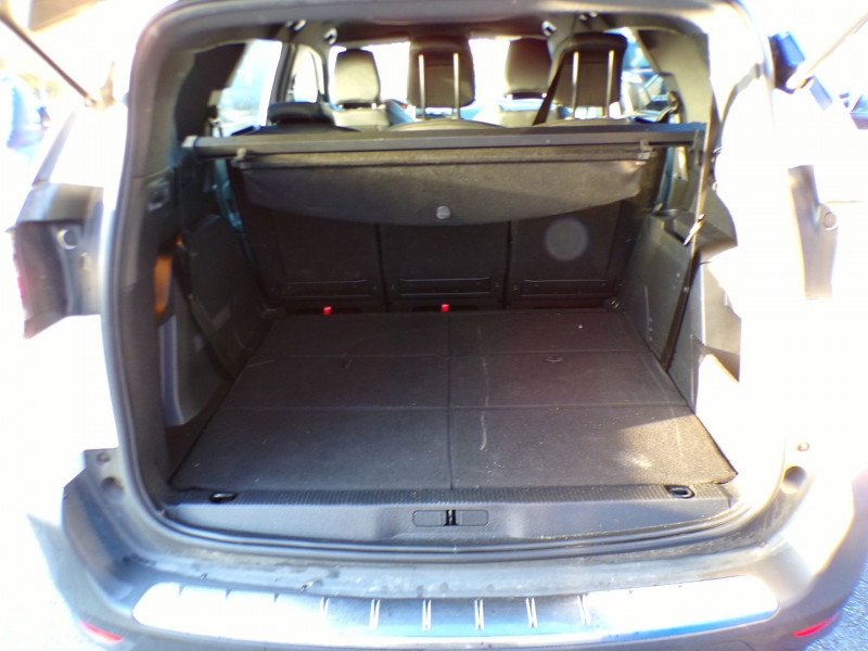 Photo 5 de l'offre de PEUGEOT 5008 1.5 BLUEHDI 130CH S&S ALLURE PACK EAT8 à 28990€ chez Mézière Automobiles