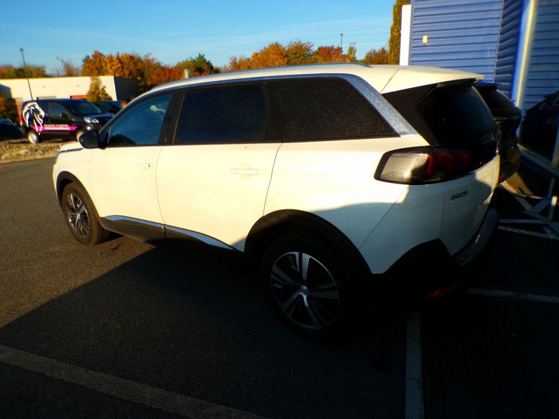 Photo 4 de l'offre de PEUGEOT 5008 1.5 BLUEHDI 130CH S&S ALLURE PACK EAT8 à 28990€ chez Mézière Automobiles