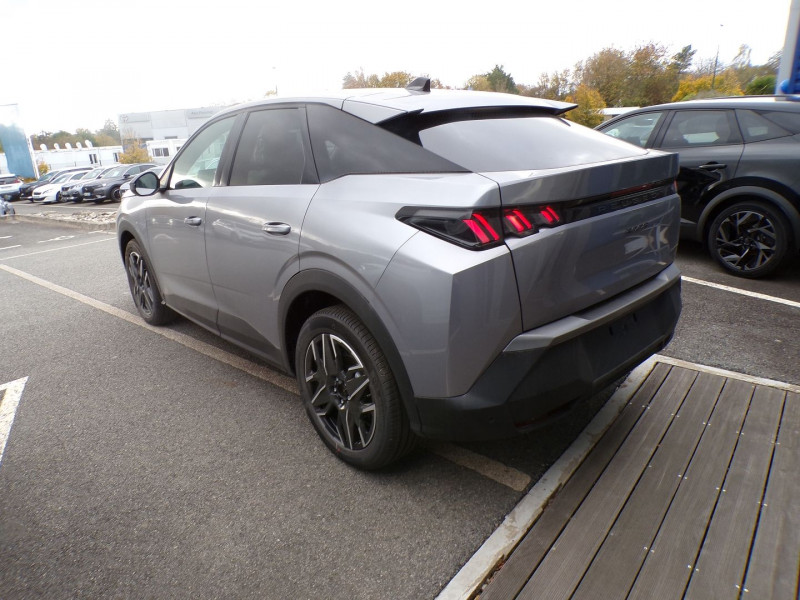Photo 4 de l'offre de PEUGEOT 3008 1.2 HYBRID 145CH ALLURE E-DCS6 à 32990€ chez Mézière Automobiles