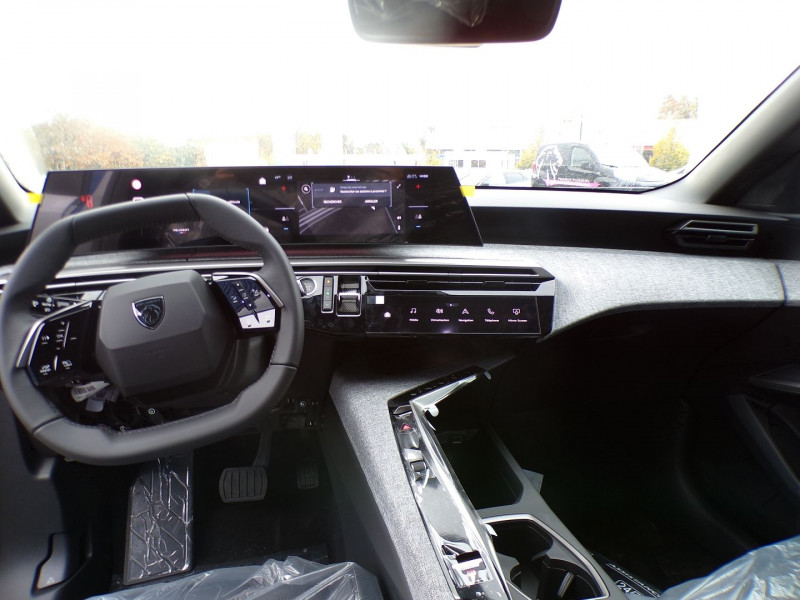 Photo 8 de l'offre de PEUGEOT 3008 1.2 HYBRID 145CH ALLURE E-DCS6 à 32990€ chez Mézière Automobiles