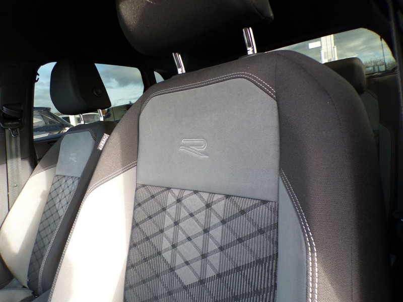 Photo 8 de l'offre de VOLKSWAGEN POLO 1.0 TSI 95CH R-LINE à 19500€ chez Mézière Automobiles