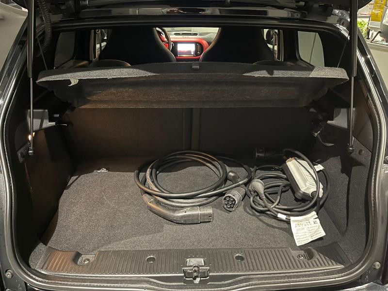 Photo 6 de l'offre de RENAULT Twingo Electric Intens R80 Achat Intégral à 17990€ chez Cotten Autos avenue de la gare