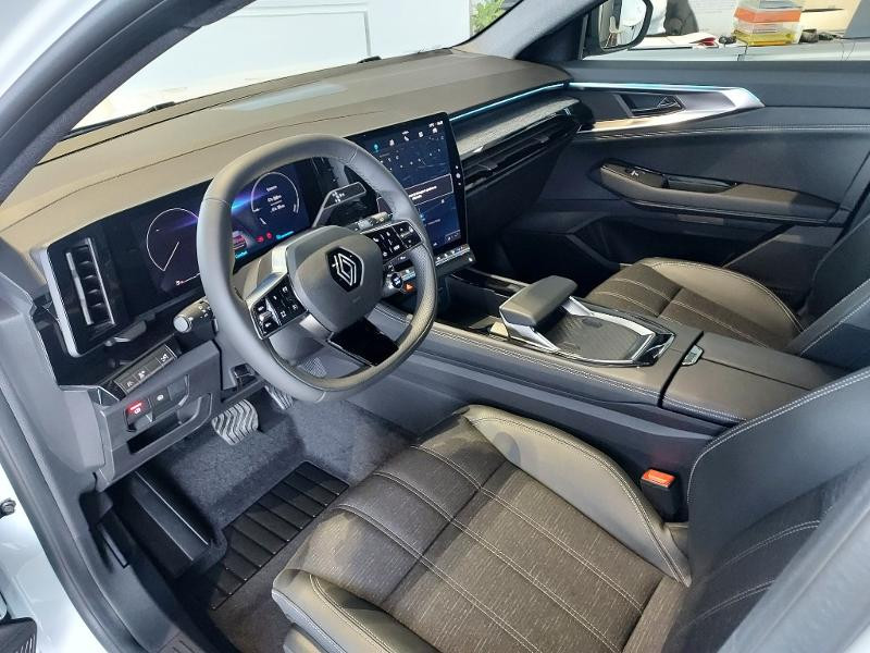 Photo 2 de l'offre de RENAULT Austral 1.2 E-Tech full hybrid 200ch Techno à 41990€ chez Cotten Autos avenue de la gare
