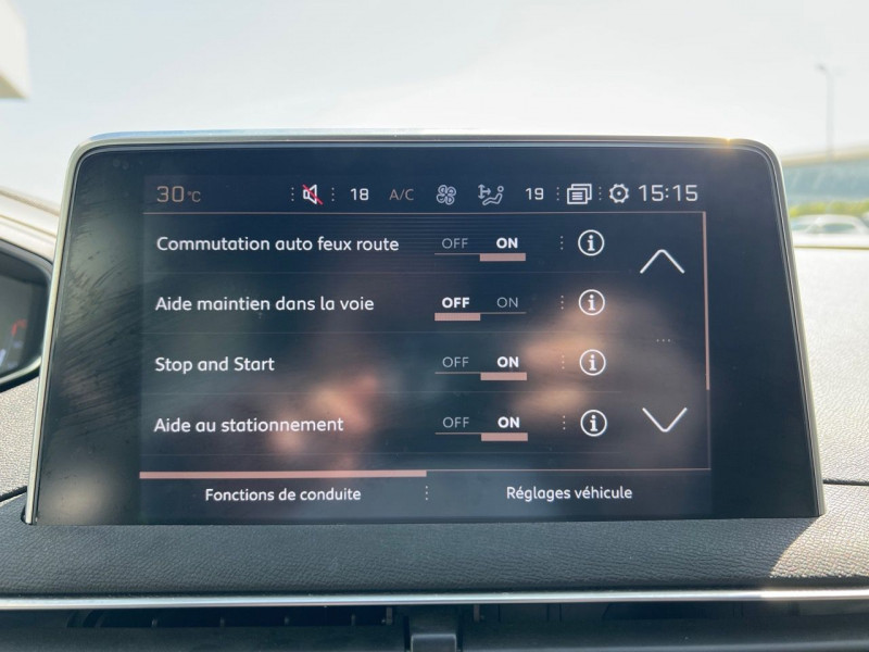 Photo 16 de l'offre de PEUGEOT 5008 1.5 BLUEHDI 130CH E6.C GT LINE  S&S 6CV à 26790€ chez Carlyss automobiles Vitré