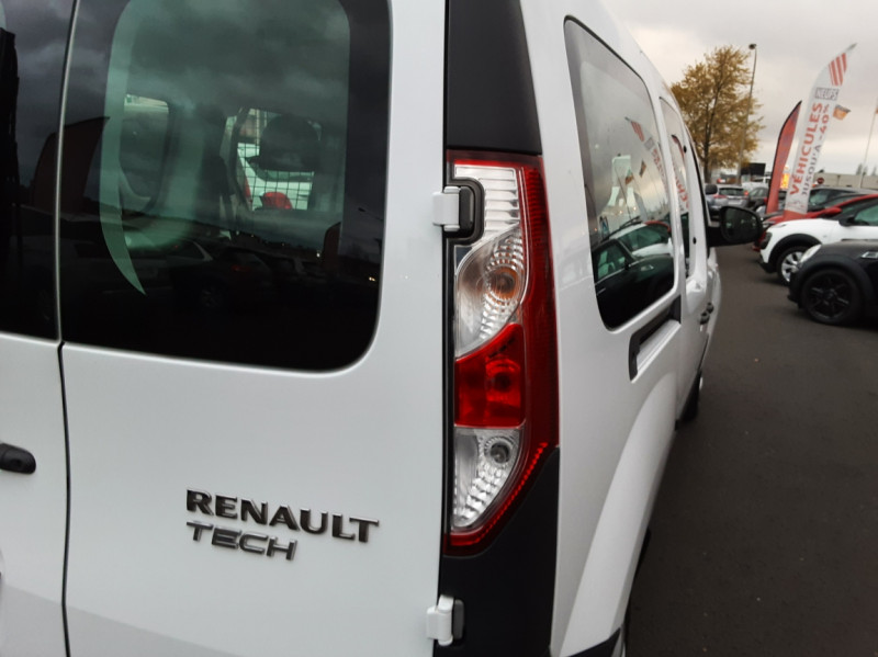 Photo 25 de l'offre de RENAULT KANGOO EXPRESS Cabine Appro MAXI 1.5 DCI 90 E6 EXTRA R-LINK à 15490€ chez Centrale auto marché Périgueux