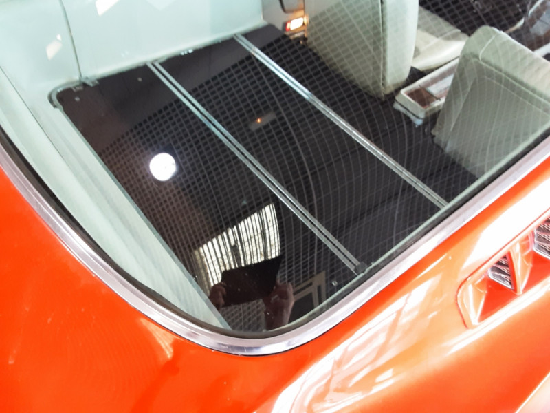 Photo 3 de l'offre de FORD MUSTANG FASTBACK 289CI GT CODE A Poppy Red à 59900€ chez Centrale auto marché Périgueux