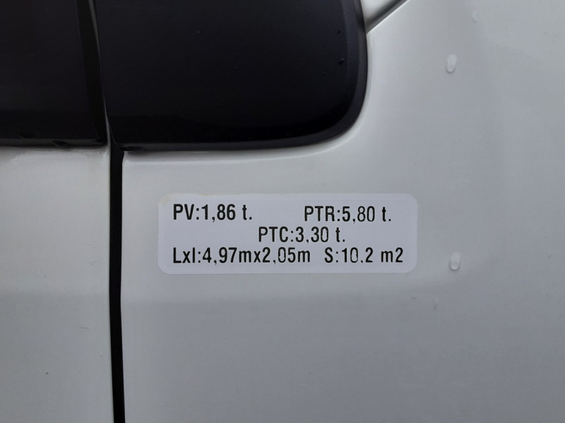 Photo 5 de l'offre de PEUGEOT BOXER TOLE 333 L1H1 BLUEHDI 130 SetS PREMIUM PACK à 22490€ chez Centrale auto marché Périgueux