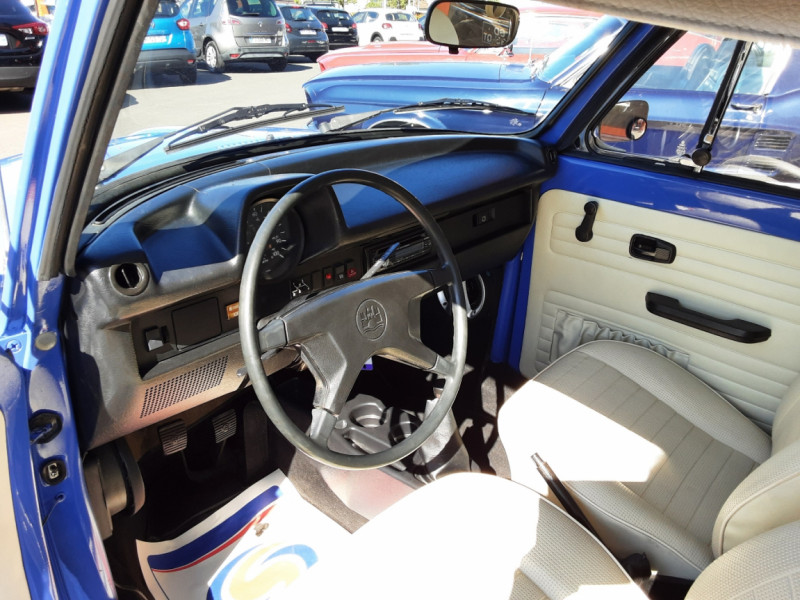 Photo 19 de l'offre de VOLKSWAGEN COCCINELLE 1303 convertible karman BLUE à 26990€ chez Centrale auto marché Périgueux
