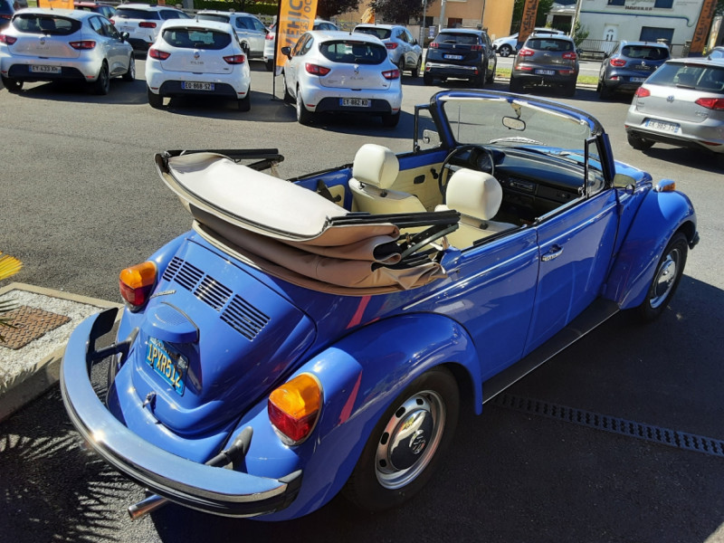 Photo 5 de l'offre de VOLKSWAGEN COCCINELLE 1303 convertible karman BLUE à 26990€ chez Centrale auto marché Périgueux