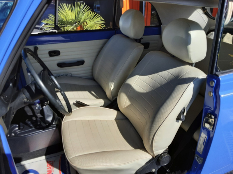 Photo 18 de l'offre de VOLKSWAGEN COCCINELLE 1303 convertible karman BLUE à 26990€ chez Centrale auto marché Périgueux