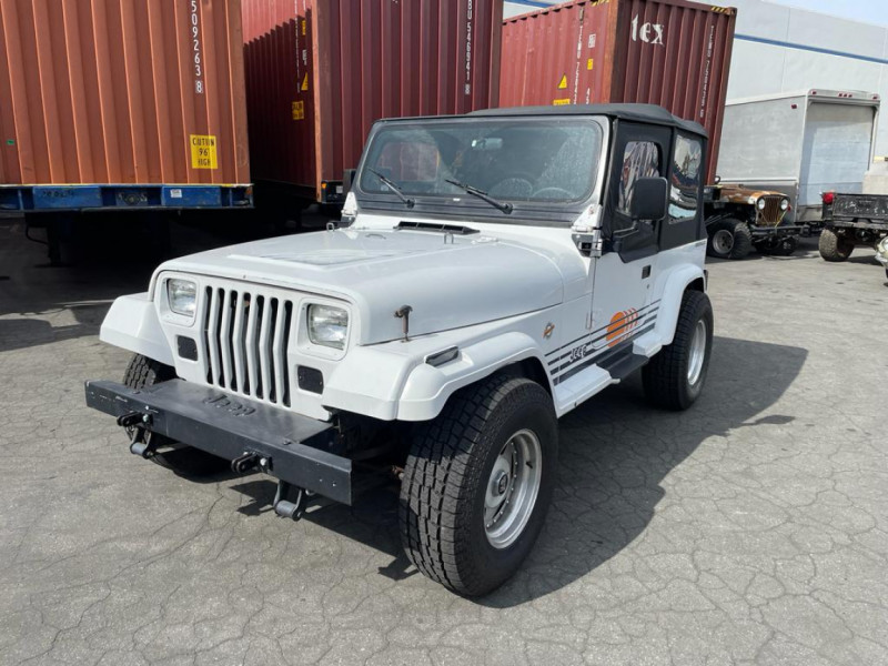 Jeep WRANGLER 4.2L 6 CYLINDRES Blanche Island Edition Essence sans plomb  Occasion à vendre